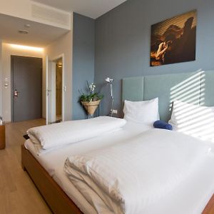 Hotel Lava Inn - 24 H Check-In - Naehe Lkh, Landeskrankenhaus, Feldbach